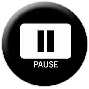 Black and white pause button 4547